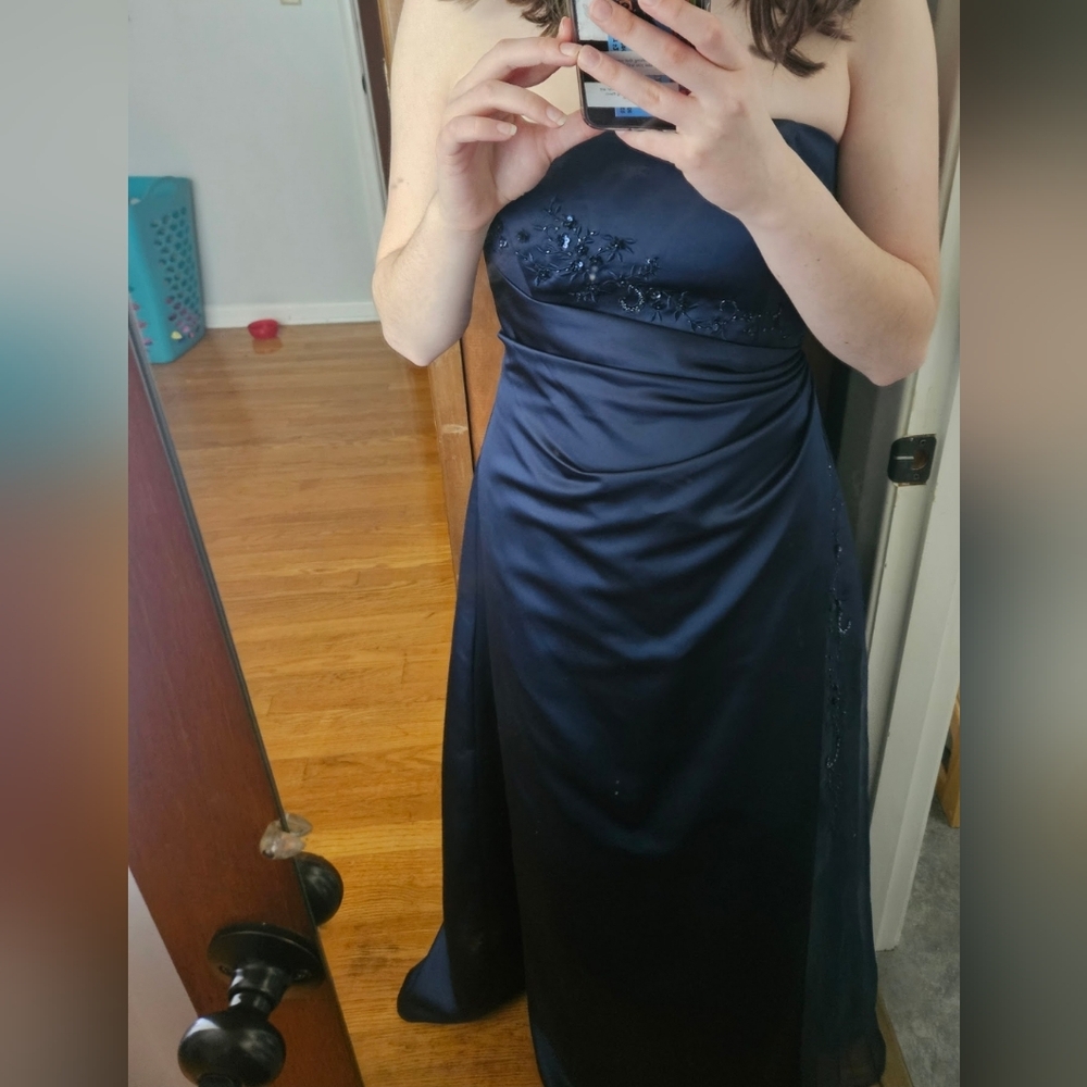 Bridesmade/formal blue dress with beaded detailing